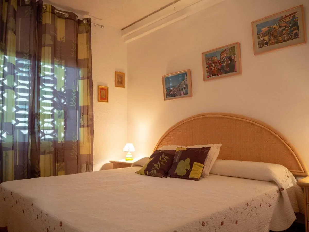 Embajador 1 Apartament Per 4 Persones A Primera Linia De Mar Platja d'Aro Ισπανία